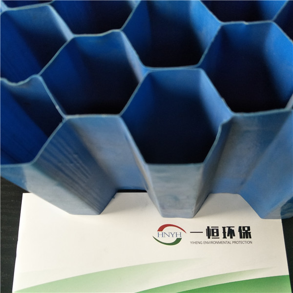 ����б������